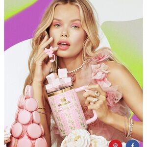 Stanley x Love Shack Fancy Flowstate tumbler 40oz Brand new